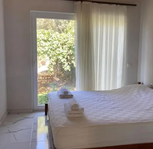 Magnificent Sunset View Villa